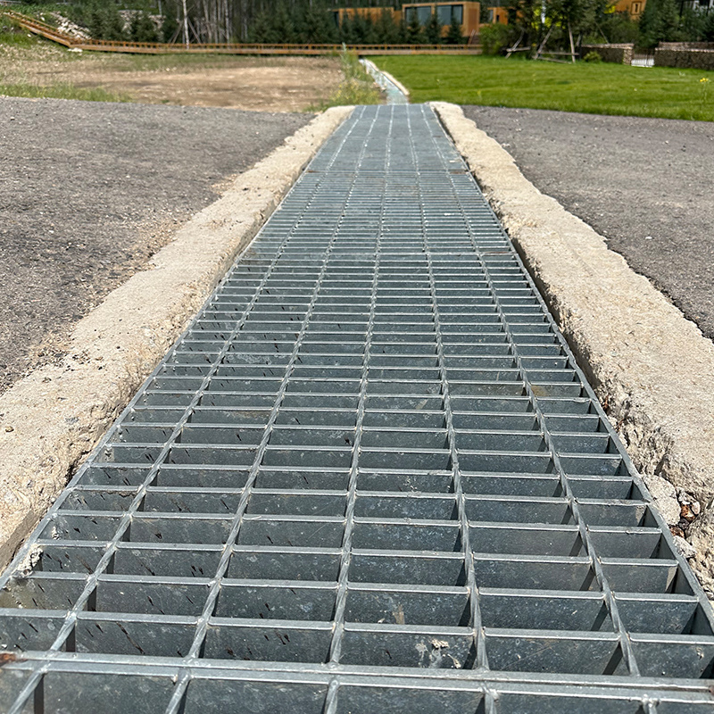 Ditch cover plate