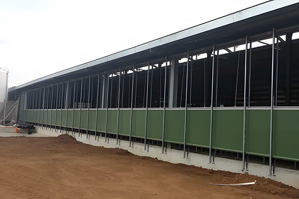 Cowshed: From a livestock shelter to an agricultural carrier of symbiosis between ecology and technology