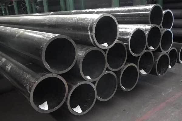 Carbon steel pipe: basic supporting materials and technological innovation in the industrial field