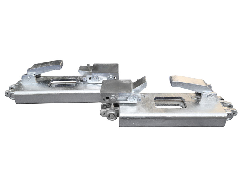 Closed plate pulling trolley
