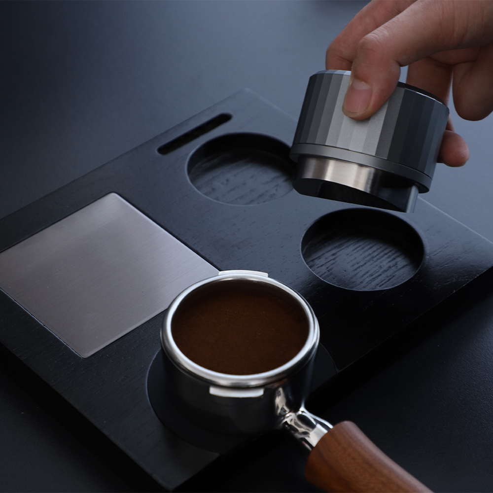 Gravity-Adaptive Coffee Distributor