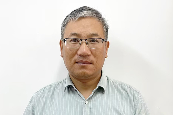 Zhou Zewen