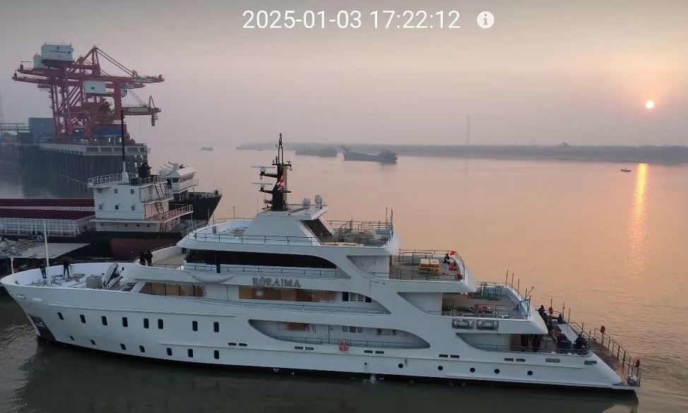 River Trial of 55M Super Yacht RORAIMA