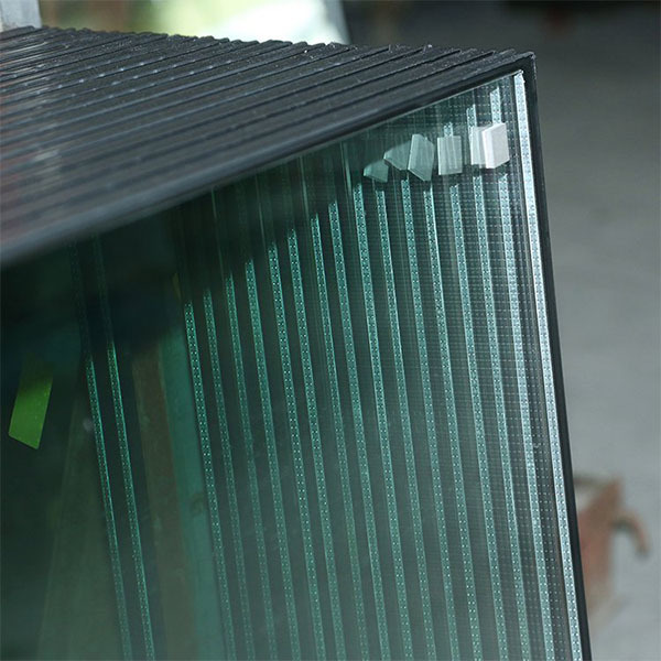 Insulating Laminated Glass
