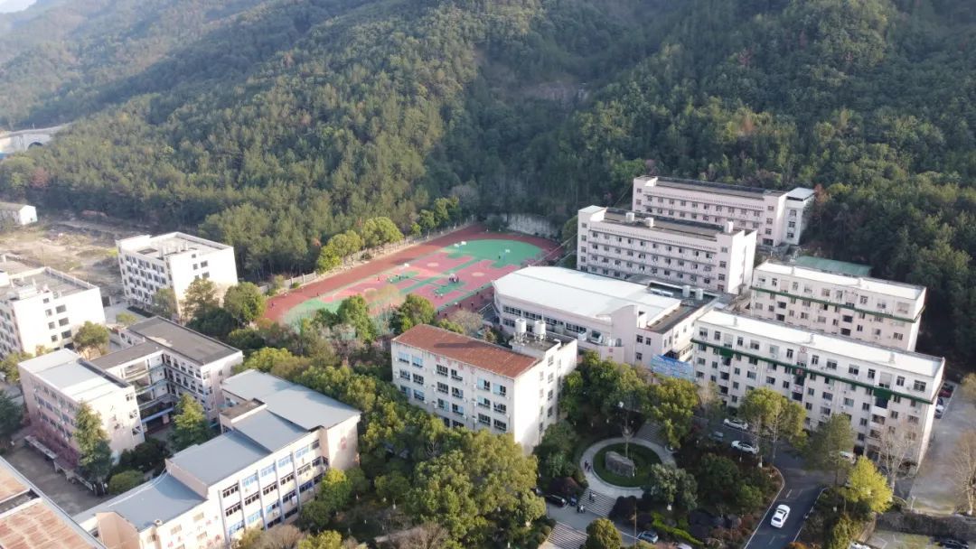 江苏钜隆建筑材料