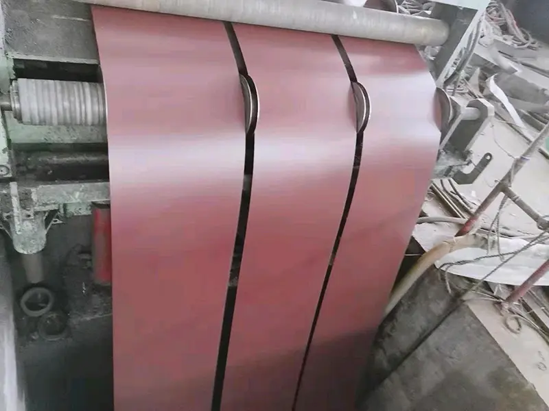 Tira de acero galvanizado recubierta de color