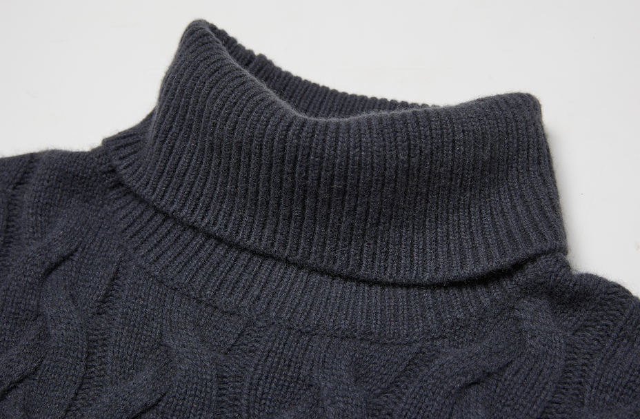 Chunky Cable Knit Wool Pullover