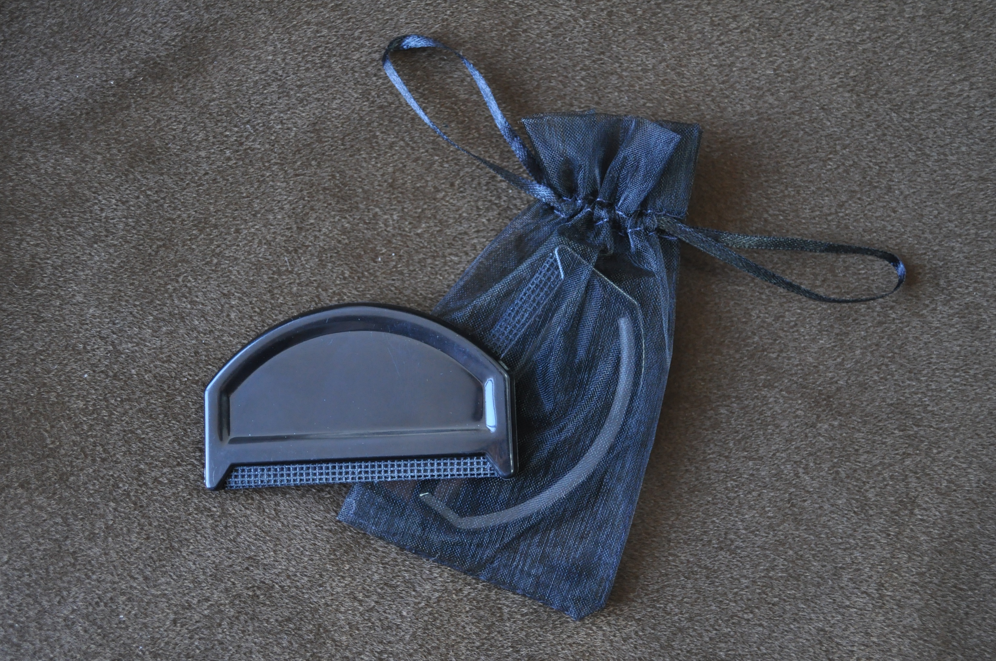 Cashmere Sweater Care Comb