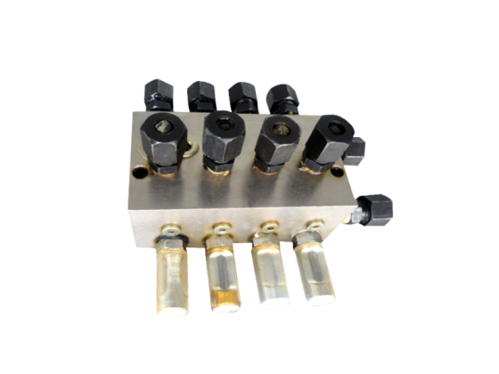流体潤滑 FUCHS(フックス)・lubricants製品サイト / 自動車用製品