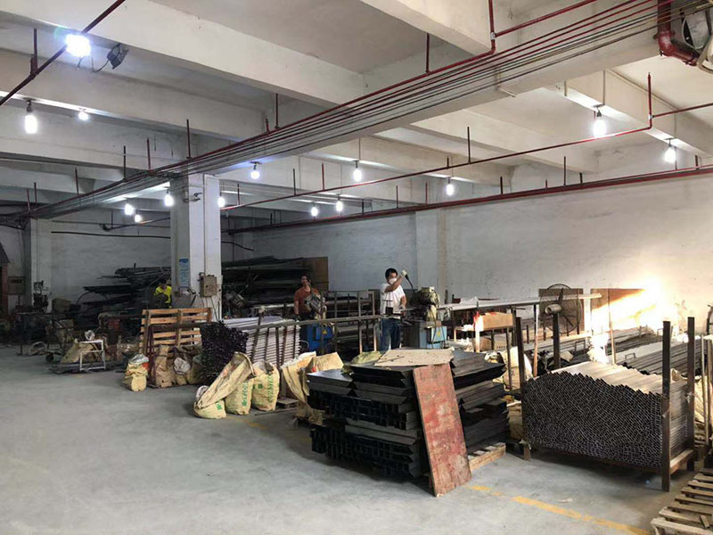 Metal cutting unit