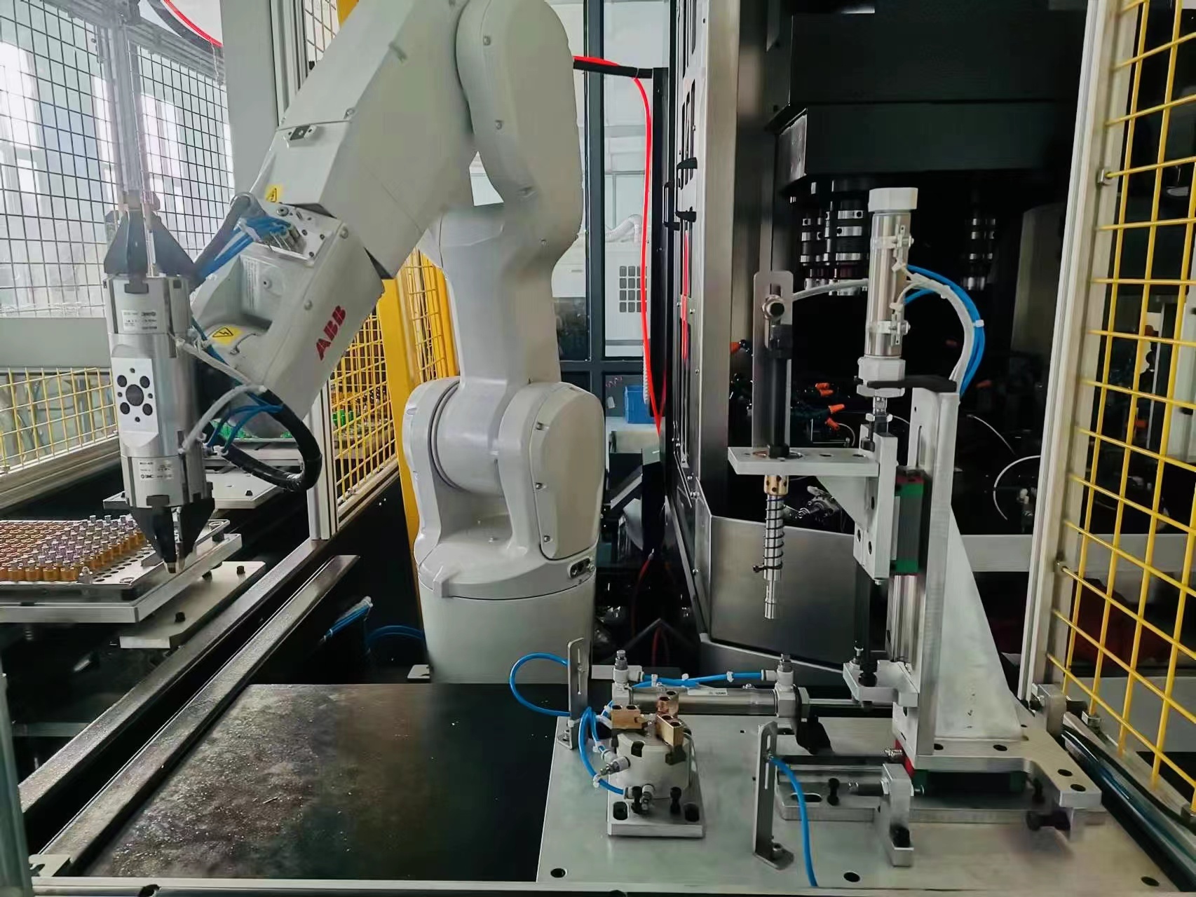 Honing equipment