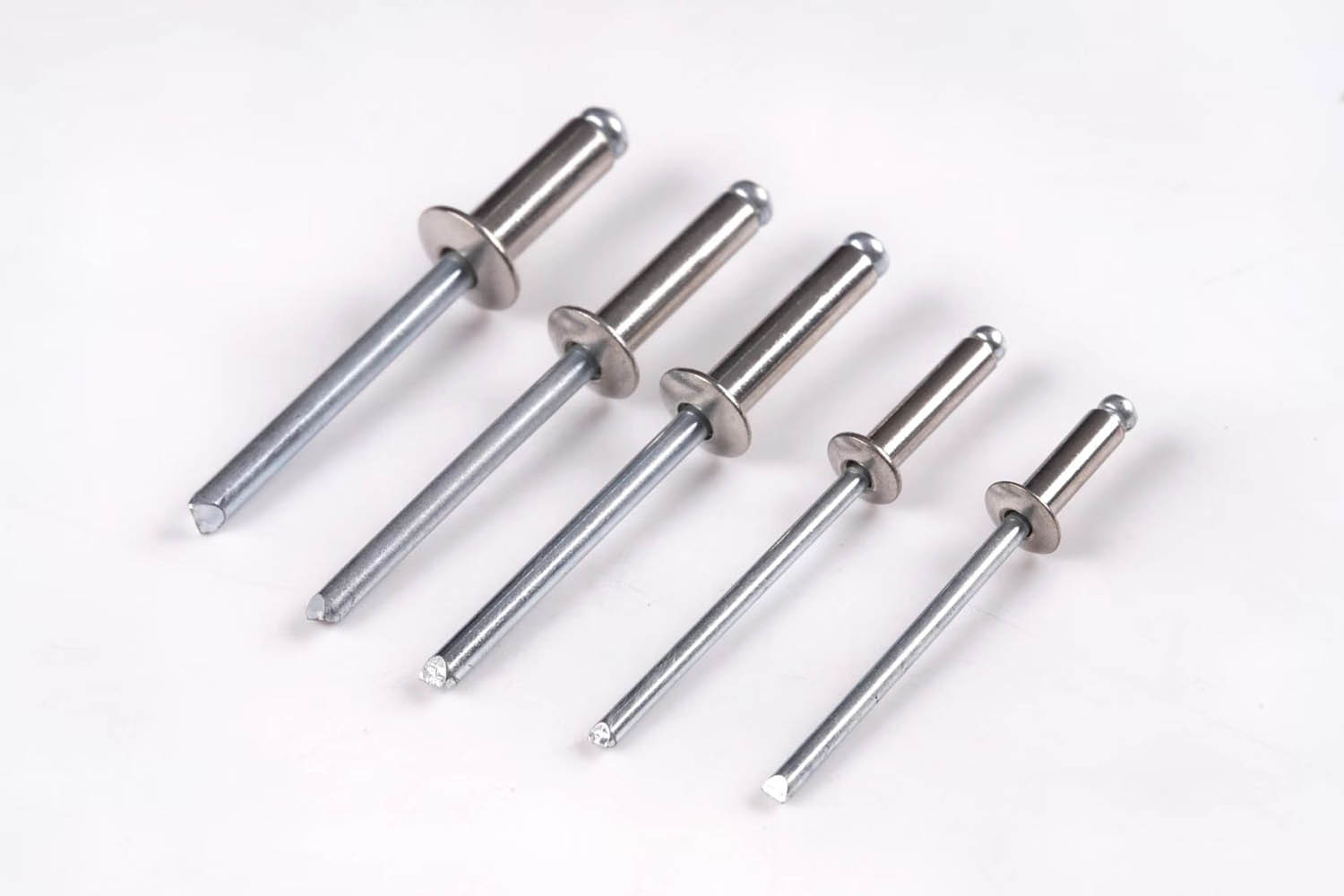 Open type blind rivet
