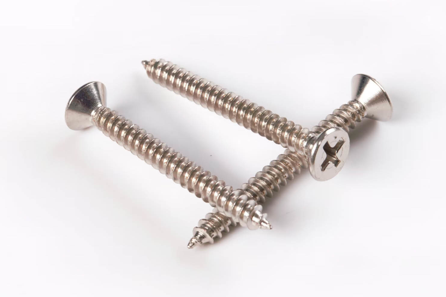 Self-tapping screw