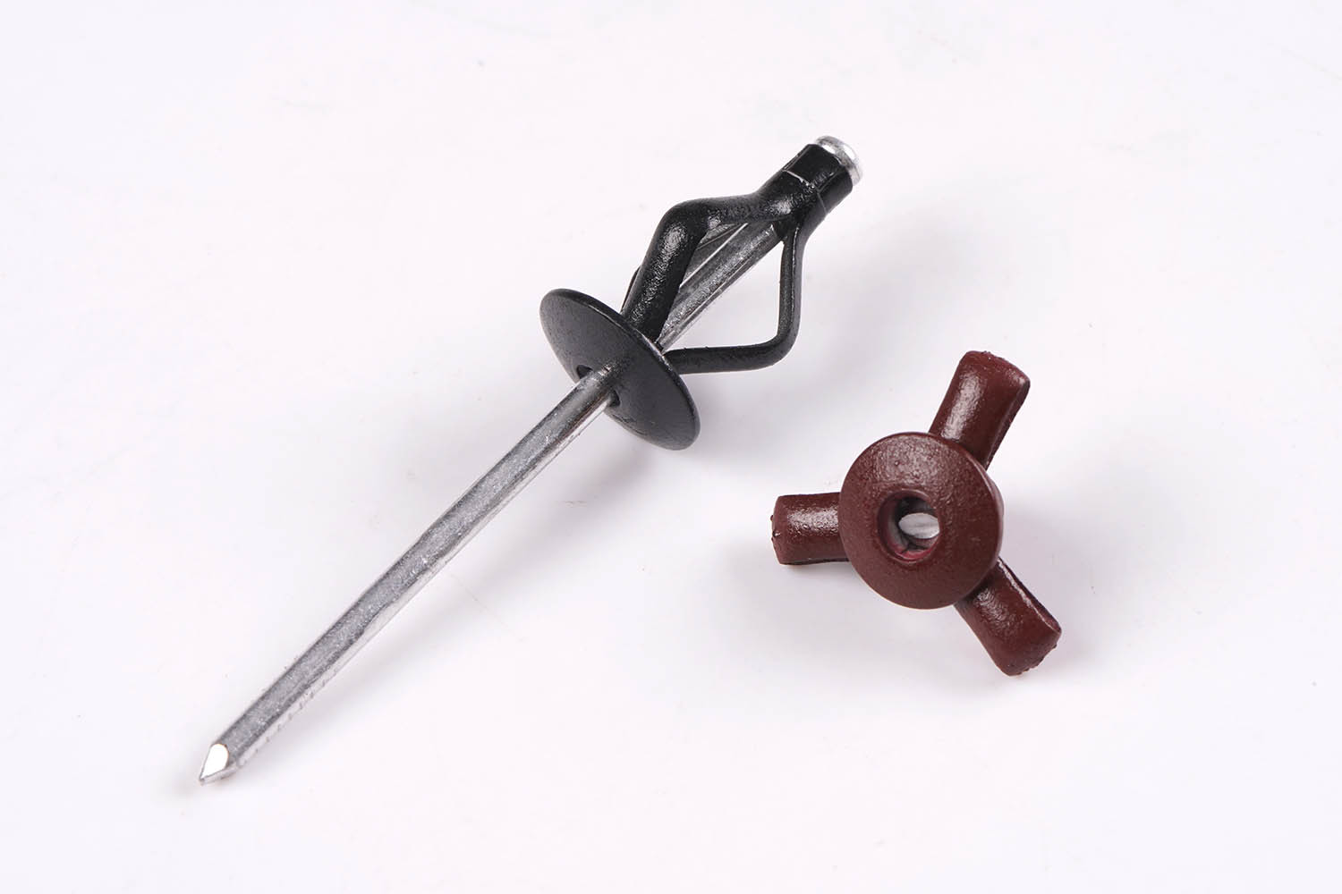 E-Bulb blind rivets