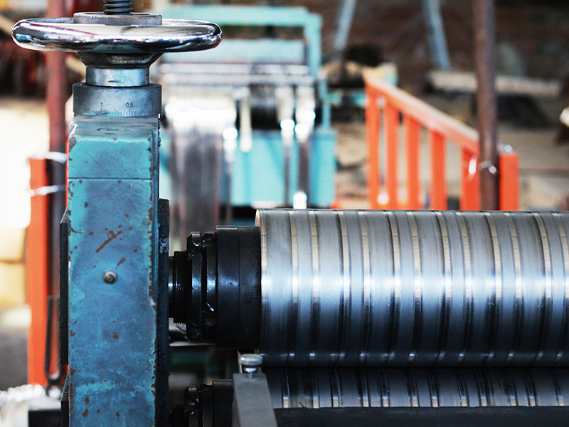 Cut the aluminum coil