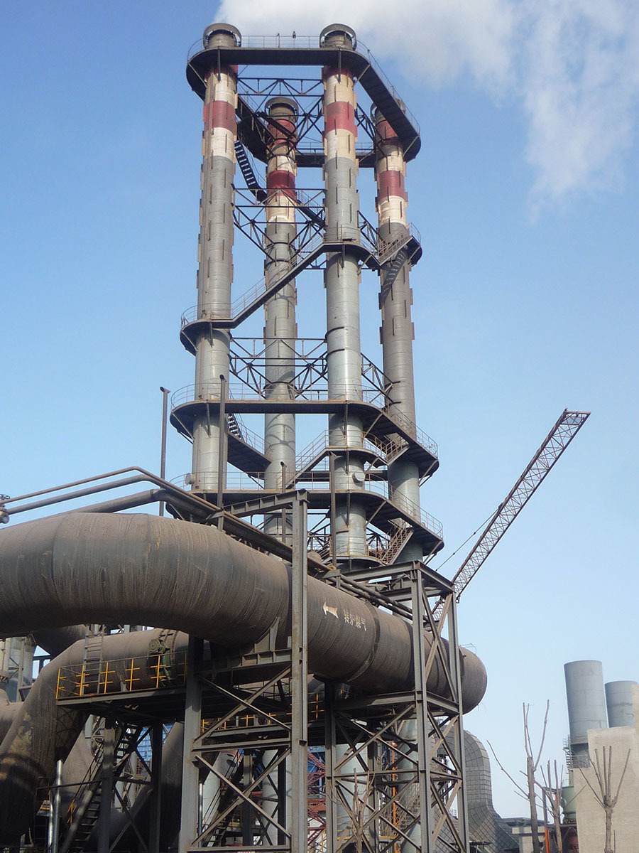 Application site of four-tube tower supporting elevated torch at Qian'an Steel Plant