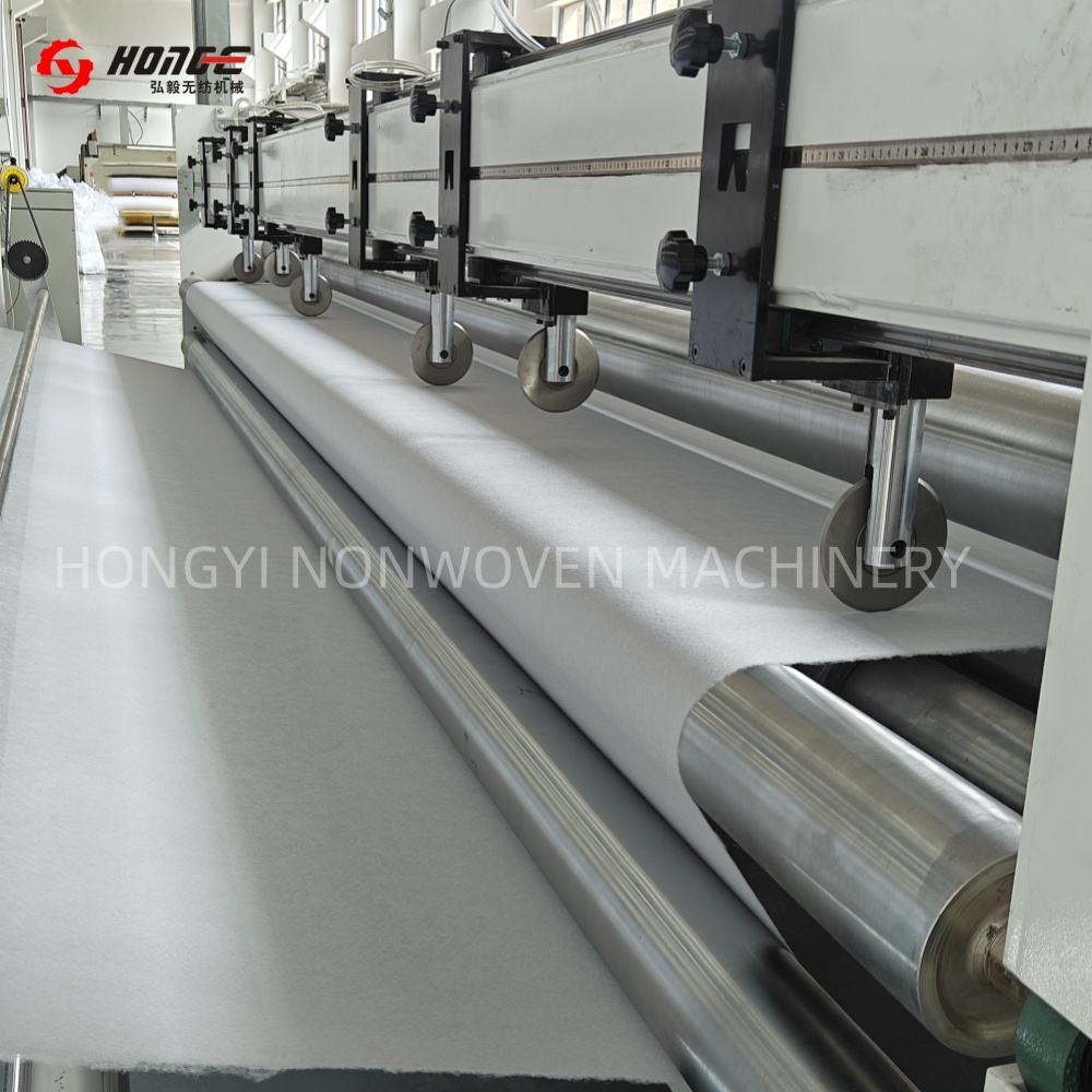Nonwoven Winding and Cutting Machine with Encoder Controlled