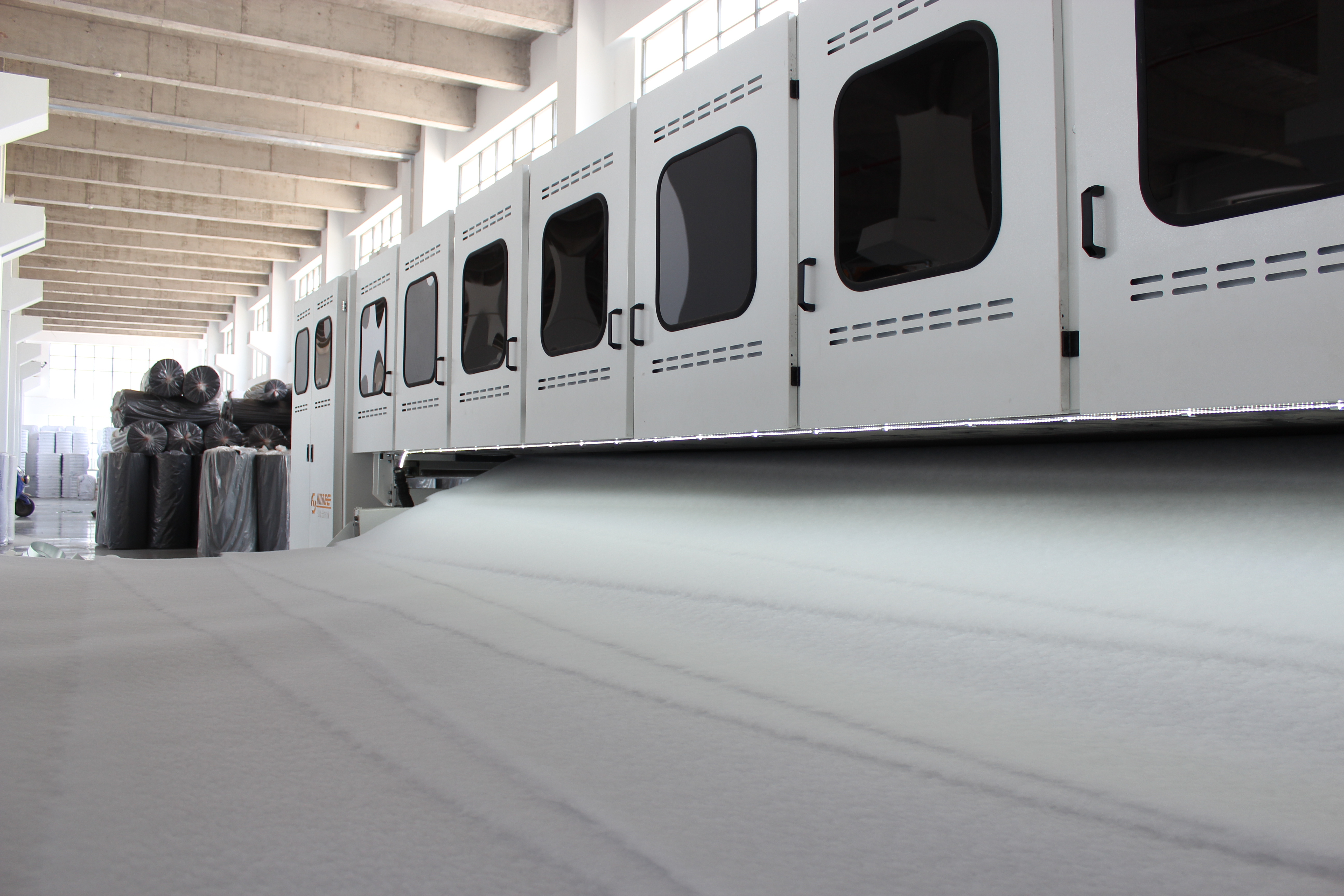 Polyester Fiber Cross Lapper Machine , Non Woven Fabric Making Machine