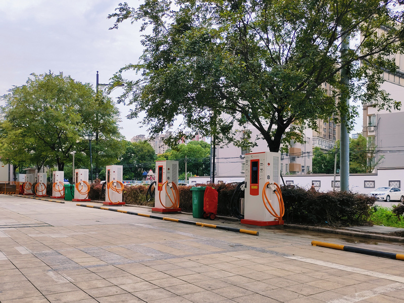 Hongdou Wanhuacheng Renmin Road Station