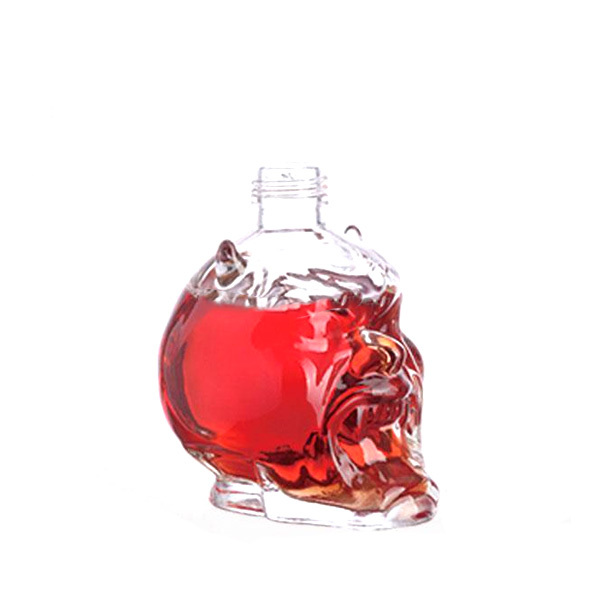 Specific 700ml Super Flint Glass Material Glass Bottle