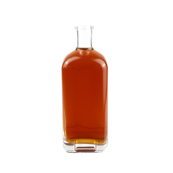 OEM ODM Spirits Vodka Customized 500ml 520g glass bottle