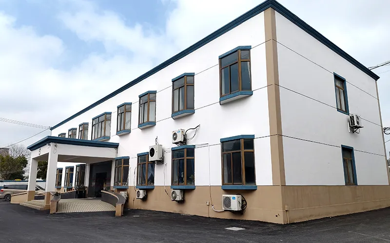 Bâtiment de bureaux et de salle d'exposition