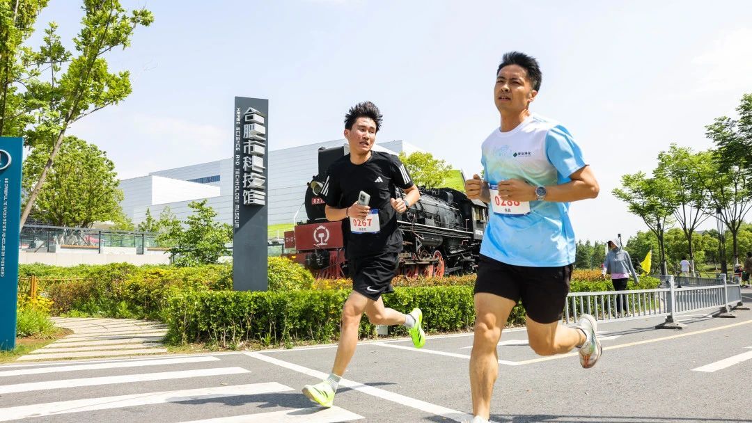 智泓净化工会组织参加合肥高新区环湖长跑比赛、健身走活动 智泓净化工会组织参加合肥高新区环湖长跑比赛、健身走活动