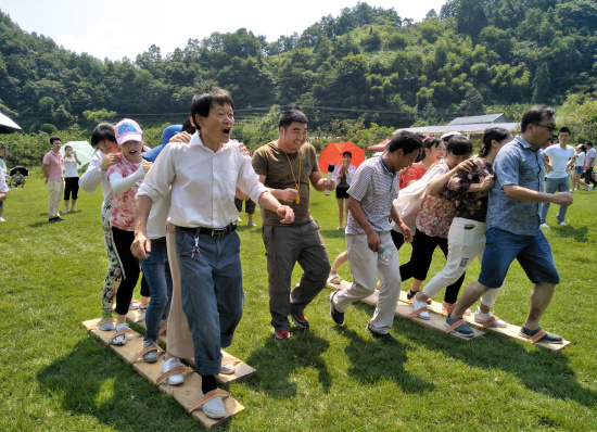 “板鞋競速”現(xiàn)場