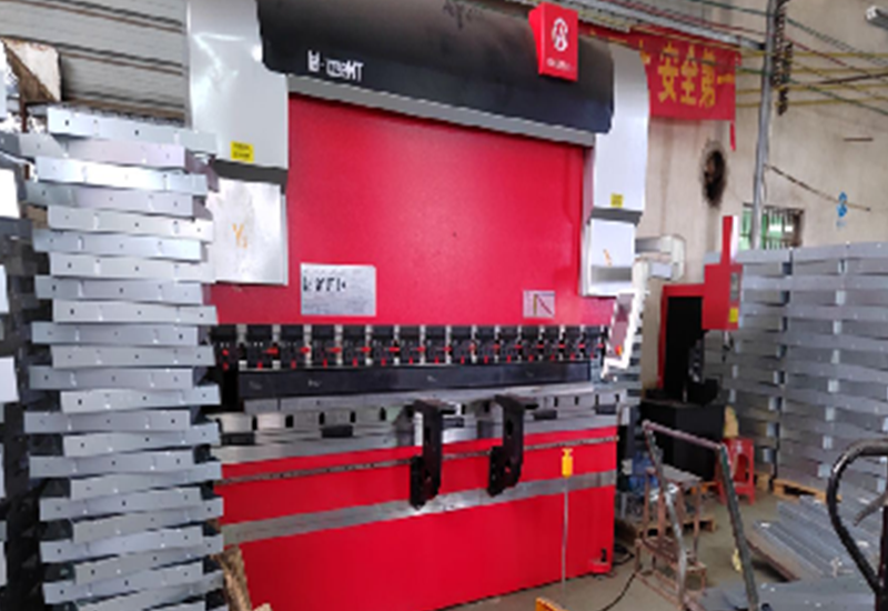 Bending machine