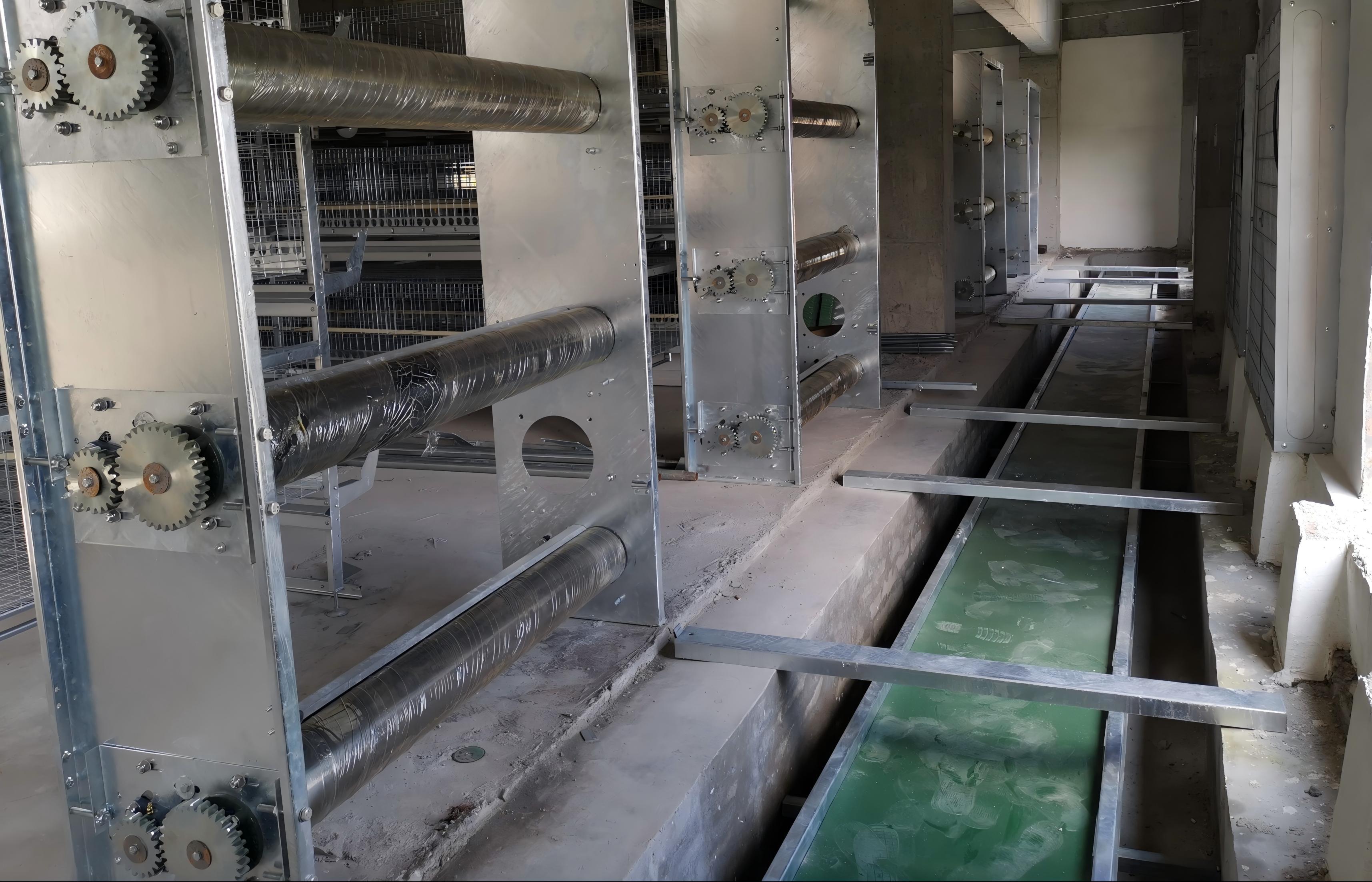 Inside Manure Conveyor