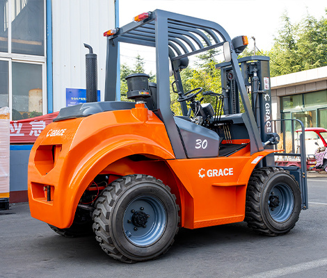 3-3.5 ton off road forklift 4WD-3.jpg 3-3.5 ton off road forklift 4WD-3.jpg