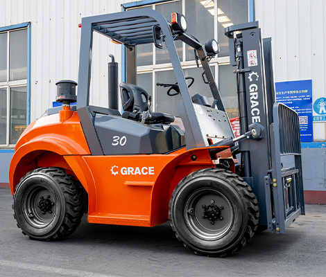 3-3.5 ton off road forklift 4WD-2.jpg 3-3.5 ton off road forklift 4WD-2.jpg