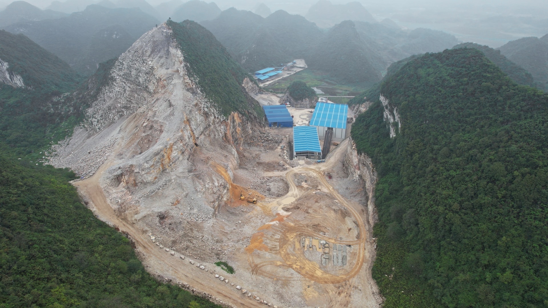 Guizhou Anshun 800 tons per hour limestone project