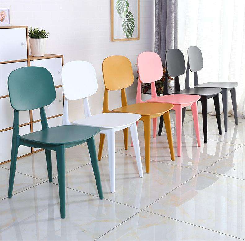 Factory Direct Sales PP Plastic Chairs Nordic Style Dining Plastic Chair for Events Wedding