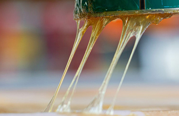 Comprehensive Analysis: The Effect Of Bubbles in High Viscosity Materials On Performance And The Secret Of Eliminating Bubbles