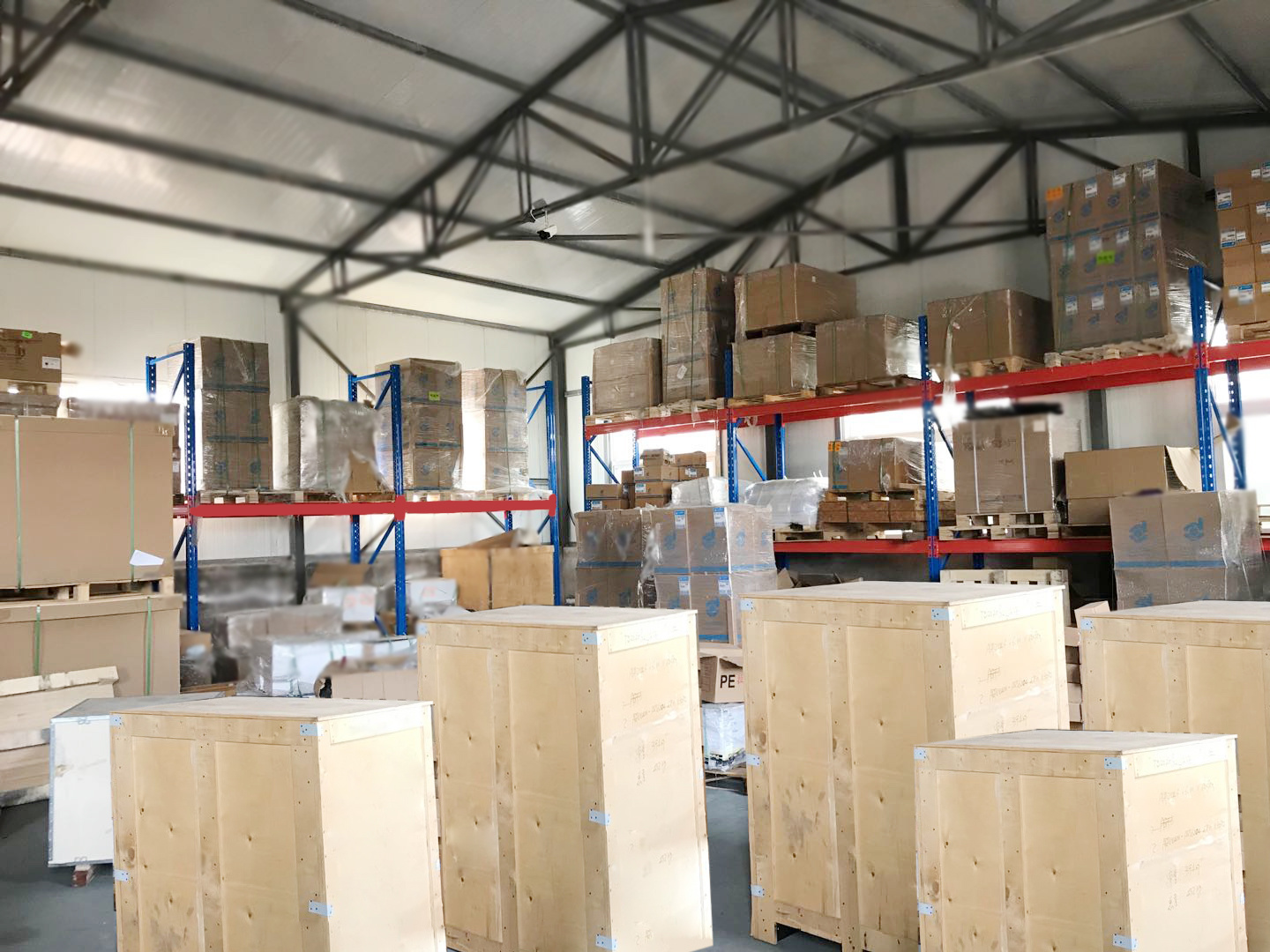 WAREHOUSE-4 WAREHOUSE-4