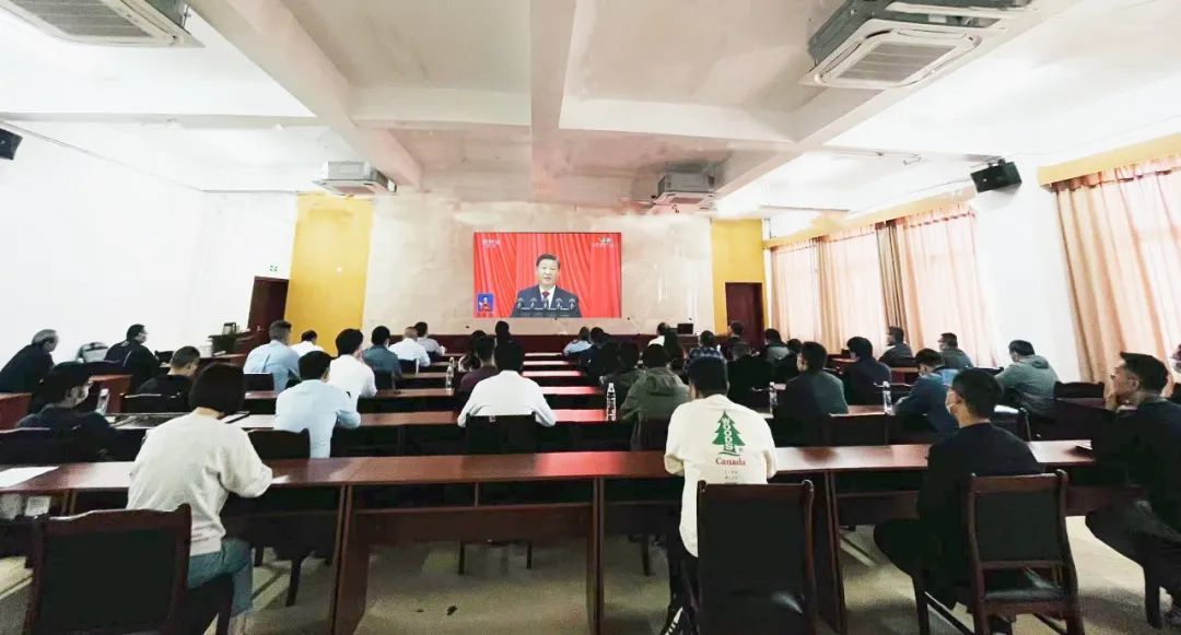 建材院公司干部群眾收看黨的二十大開幕會(huì)
