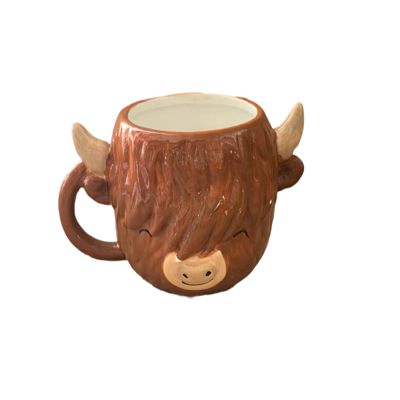 Charming ceramic cartoon bull mug
