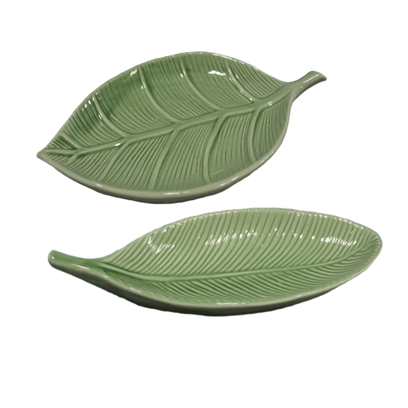 ceramic leaf-shaped plate