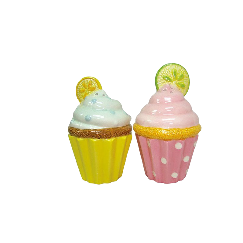 sweet cupcake ceramic  Salt and Pepper Shakers