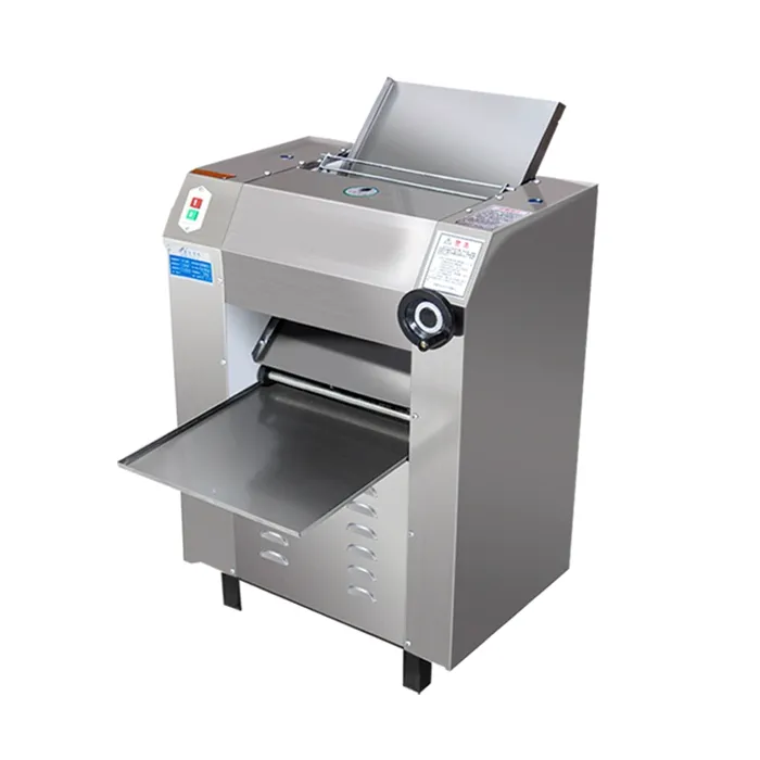 Pasta press machine Pasta press machine