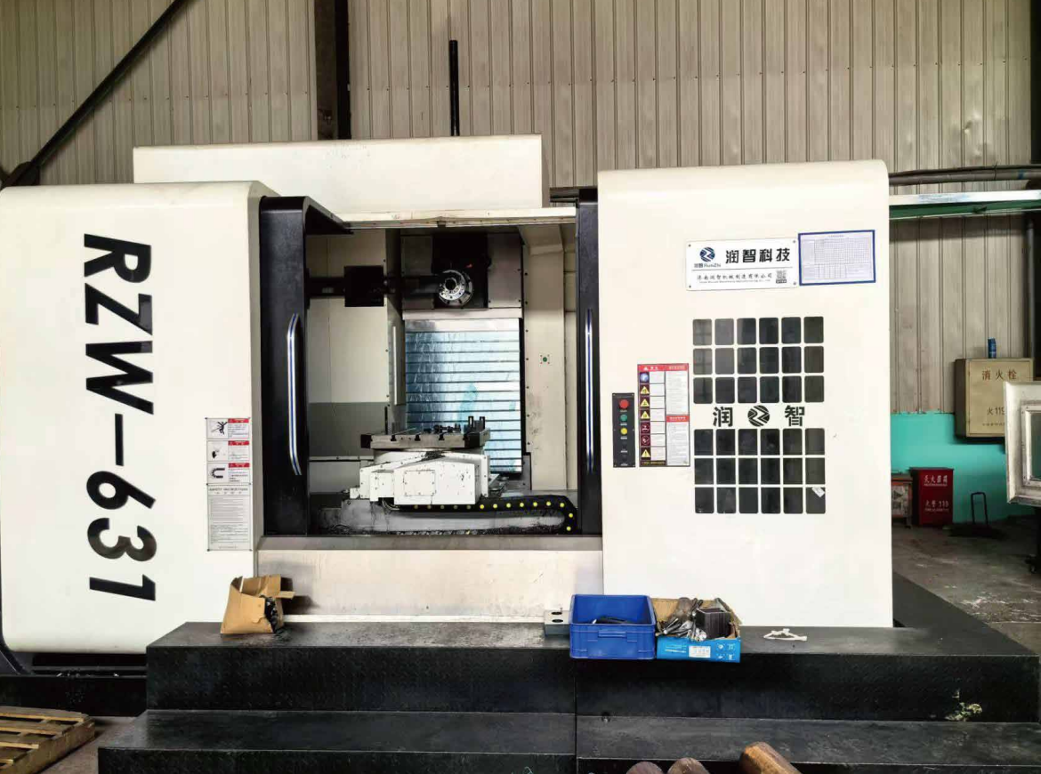 横型マシニングセンター 1200*900*700 横型マシニングセンター 1200*900*700