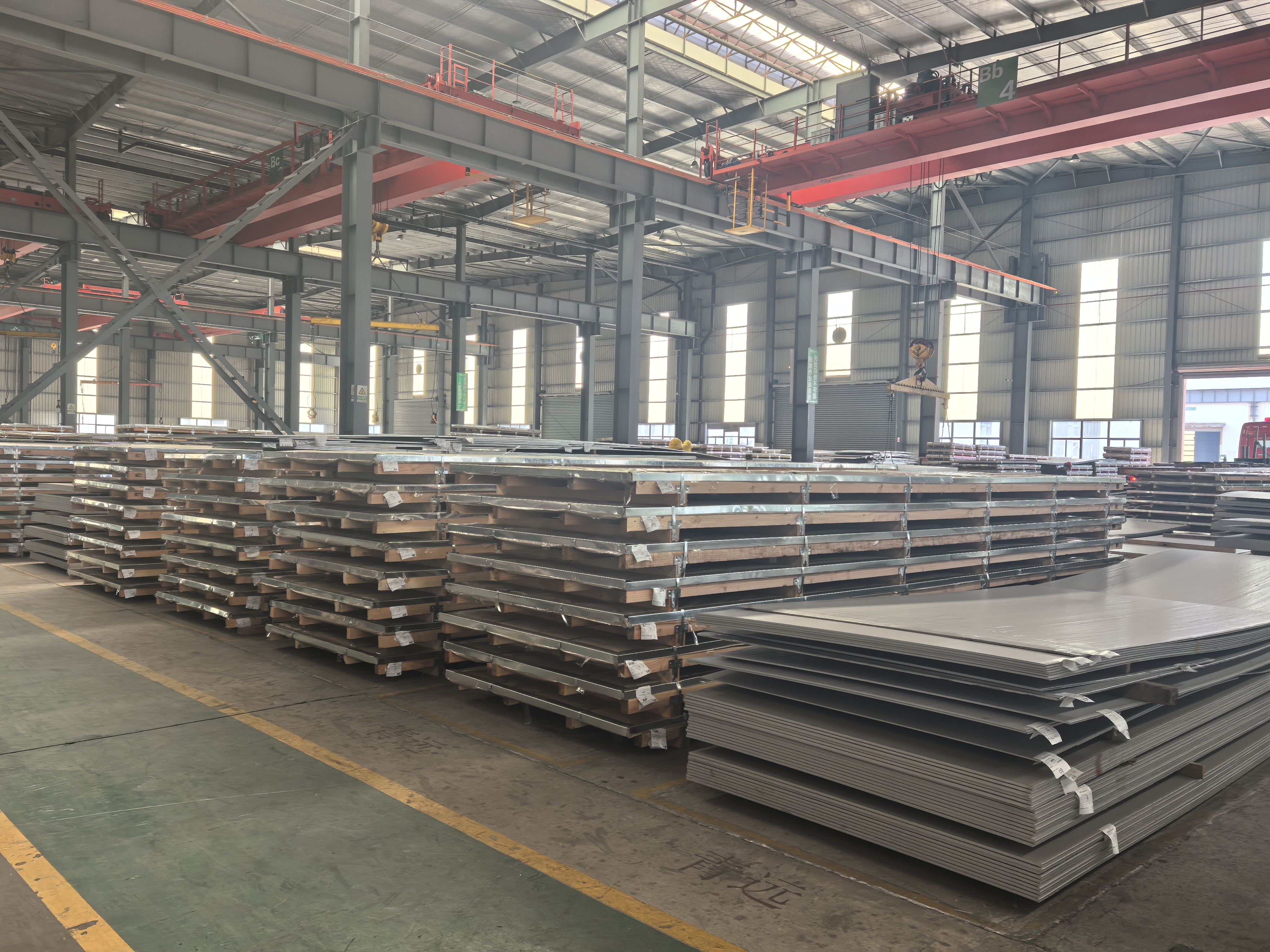 7 Key Differences Between Cold-Rolled and Hot-Rolled Sheets: How to Select Materials Precisely for Project Needs