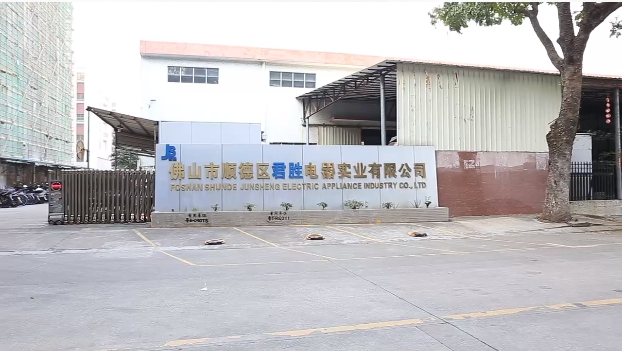 视频标题