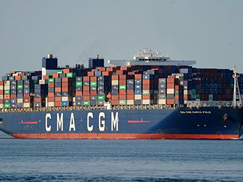 Container shipping 