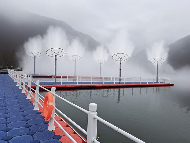 Floating evaporator