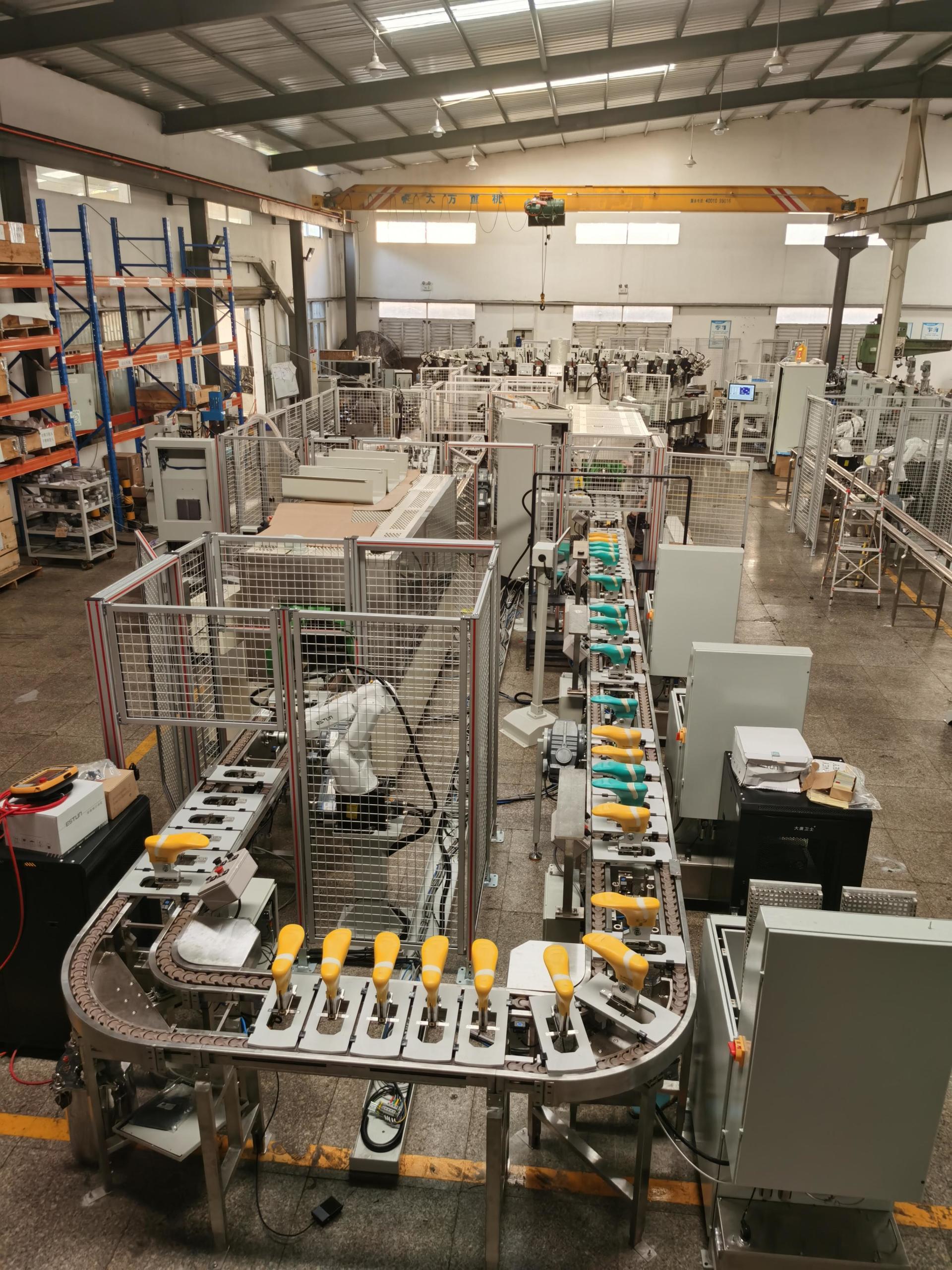  Intelligent Automated Molding Production Line 