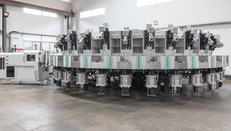 Fully automatic rotary disc PU injection machine