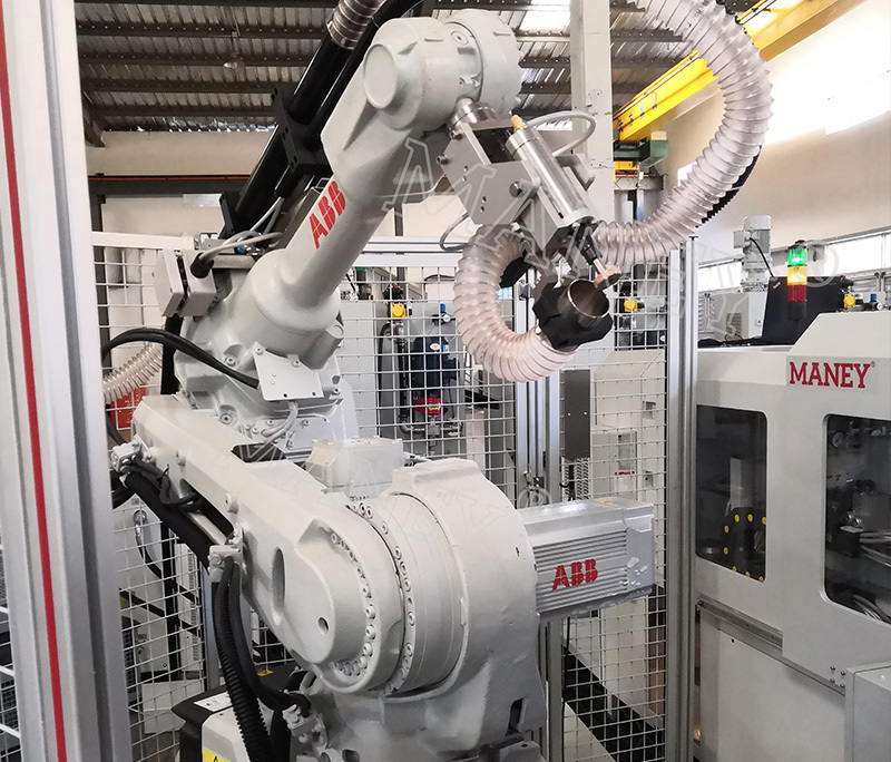 Rough machine hand