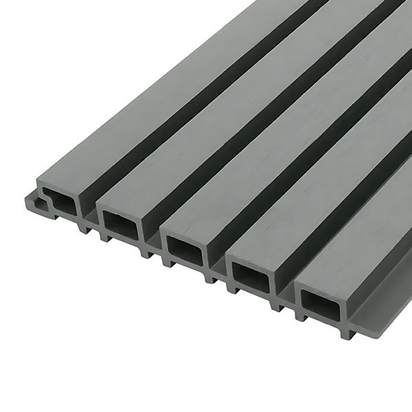 A generation of light grey Great Wall panels